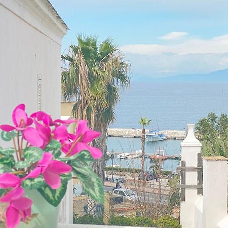 Euploia Apartment Искья Экстерьер фото