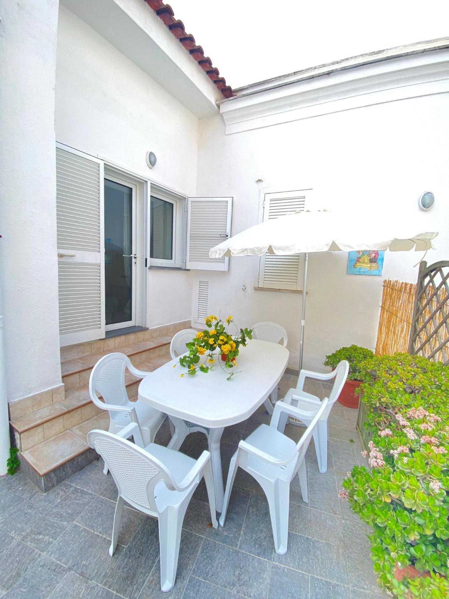 Euploia Apartment Искья Экстерьер фото